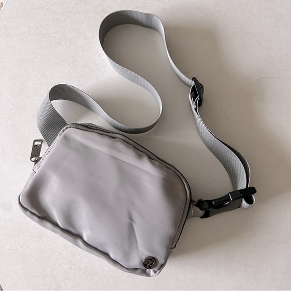 lululemon athletica Handbags - Lululemon Belt Bag 1L